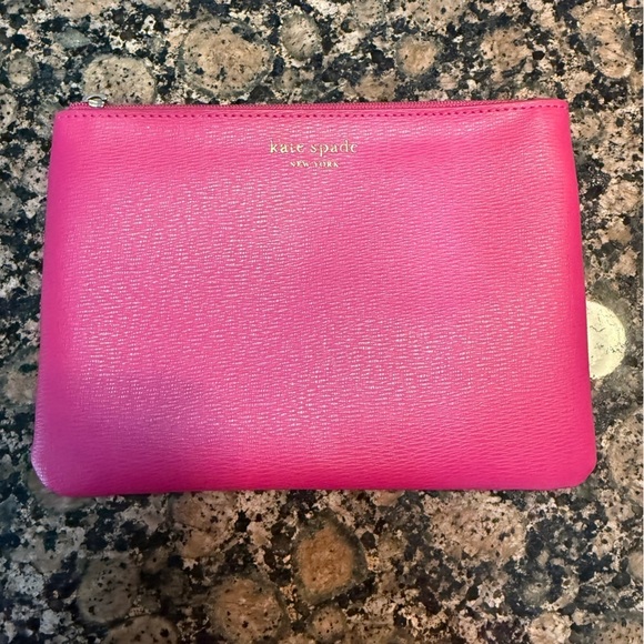 kate spade Handbags - Kate Spade Pink Clutch